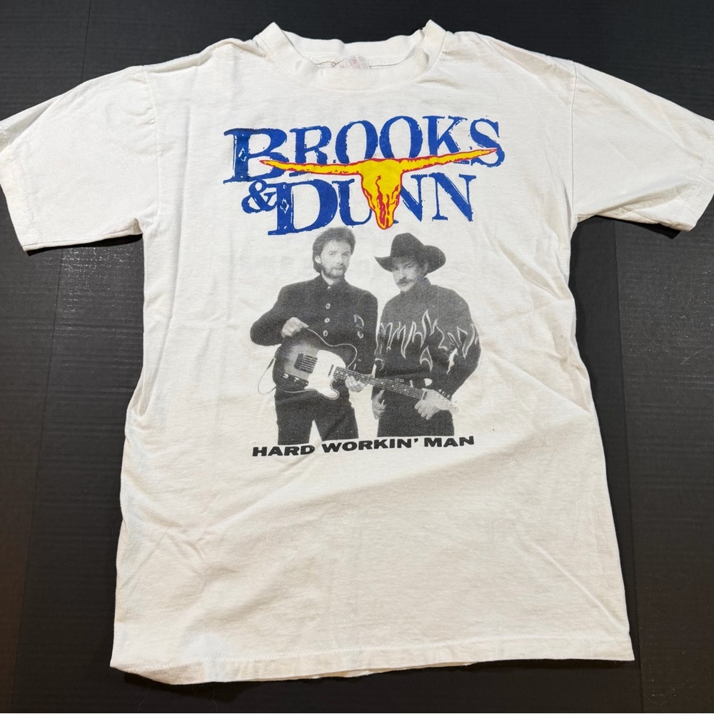 Brooks & Dunn 94’ “Hard Working Man” Tour Graphic T-Shirt